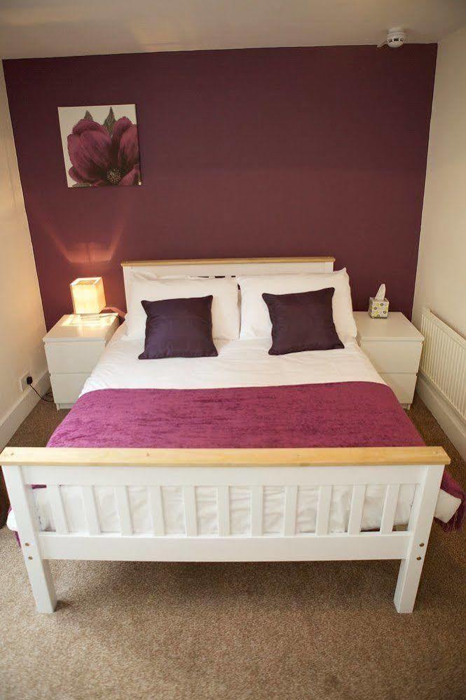 Serviced Lets - 152/154 Bath Road Bristol
